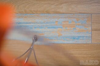 BOARD DCFVF140 STOPNICA Z KAPINOSEM 30x120 - 4