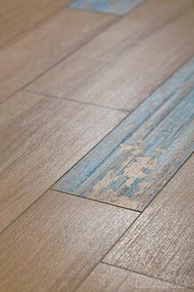 BOARD DCFVF144 STOPNICA Z KAPINOSEM 30x120 - 2